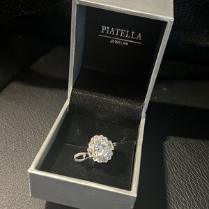 Size 6 silver CZ ring